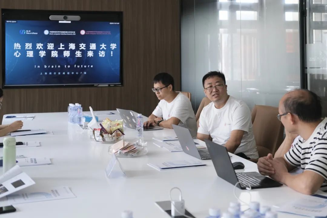 1754098917609355.jpg 1754098917609355.jpg